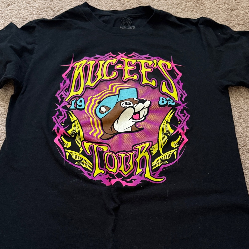 Black Buc-ee's Tour Graphic T-Shirt